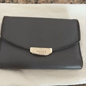 Kate Spade grey leather wallet